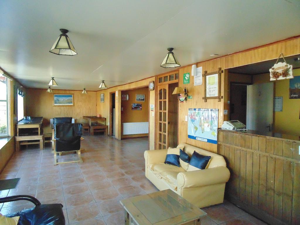 Nikos II Adventure Hostel Puerto Natales Bagian luar foto